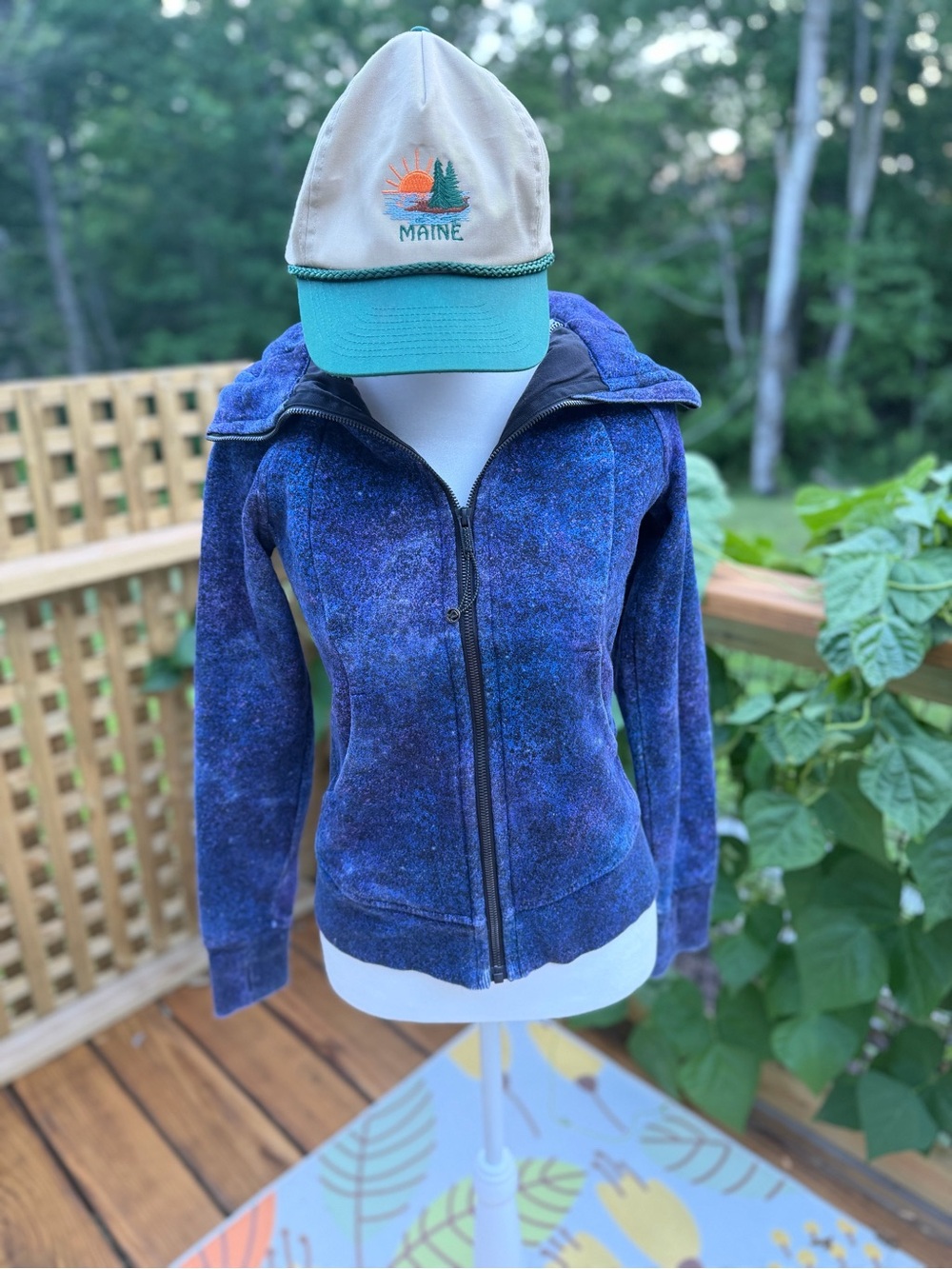 lululemon Galaxy Print Scuba Hoodie - Size 2 (Gently Worn) **HAT NOT INCLUDED**
